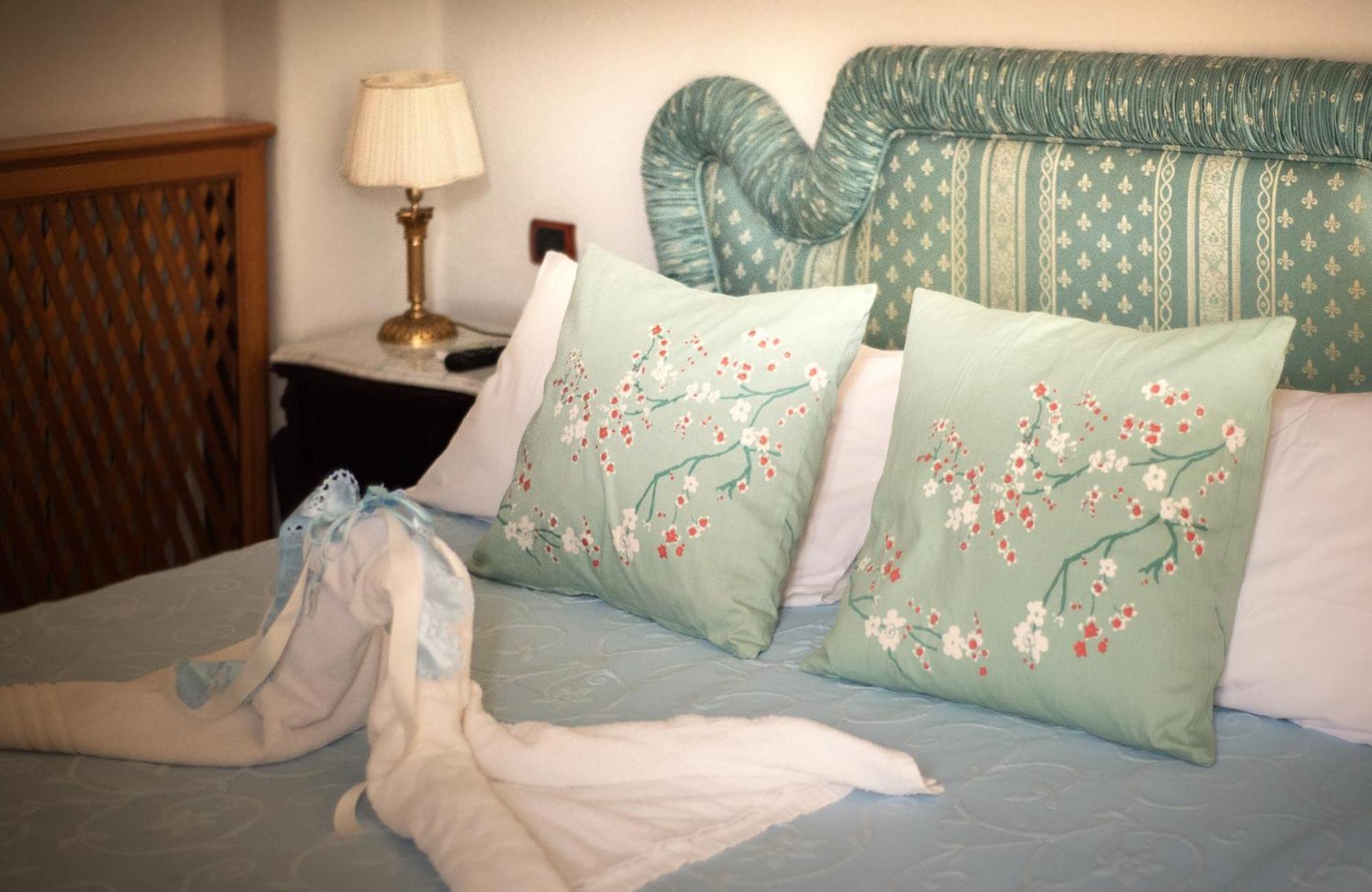 La Finestra Sul Mare Bed and Breakfast Ischia Eksteriør billede