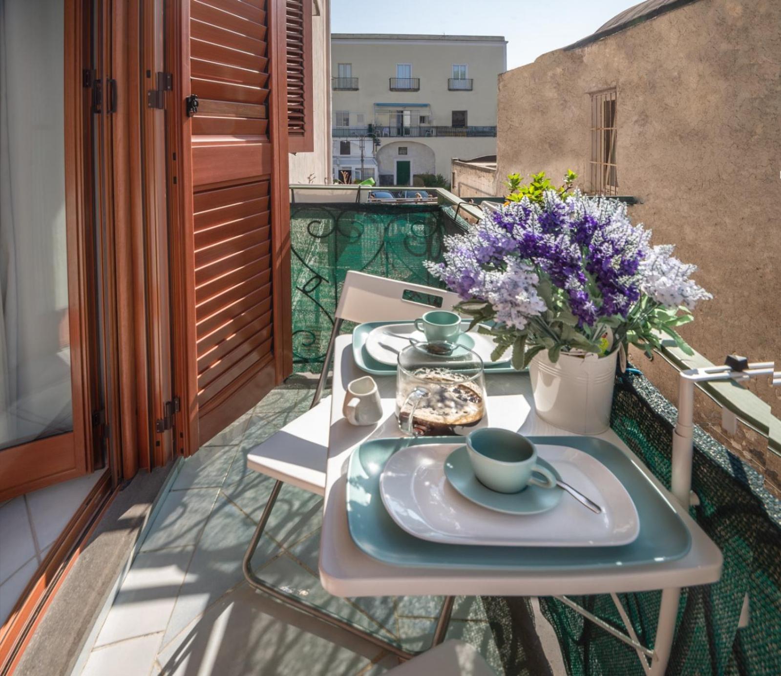 La Finestra Sul Mare Bed and Breakfast Ischia Eksteriør billede